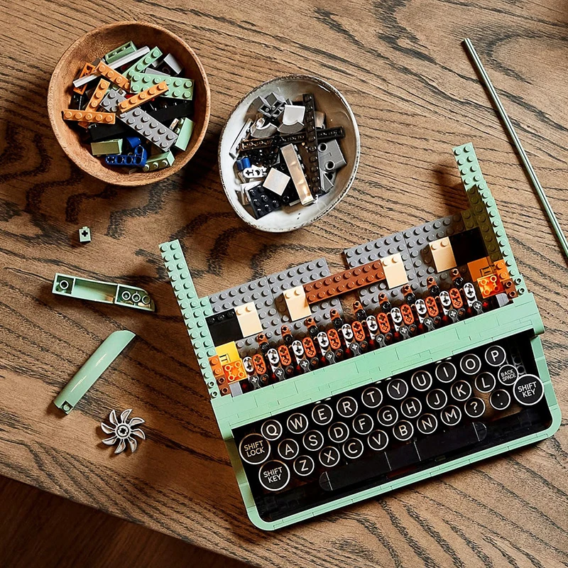 2079 PCS Macchina da scrivere Building Blocks Idee creative classiche Macchina Retro Micro Building Blocks Giocattolo per adulti Regali di festa per bambini