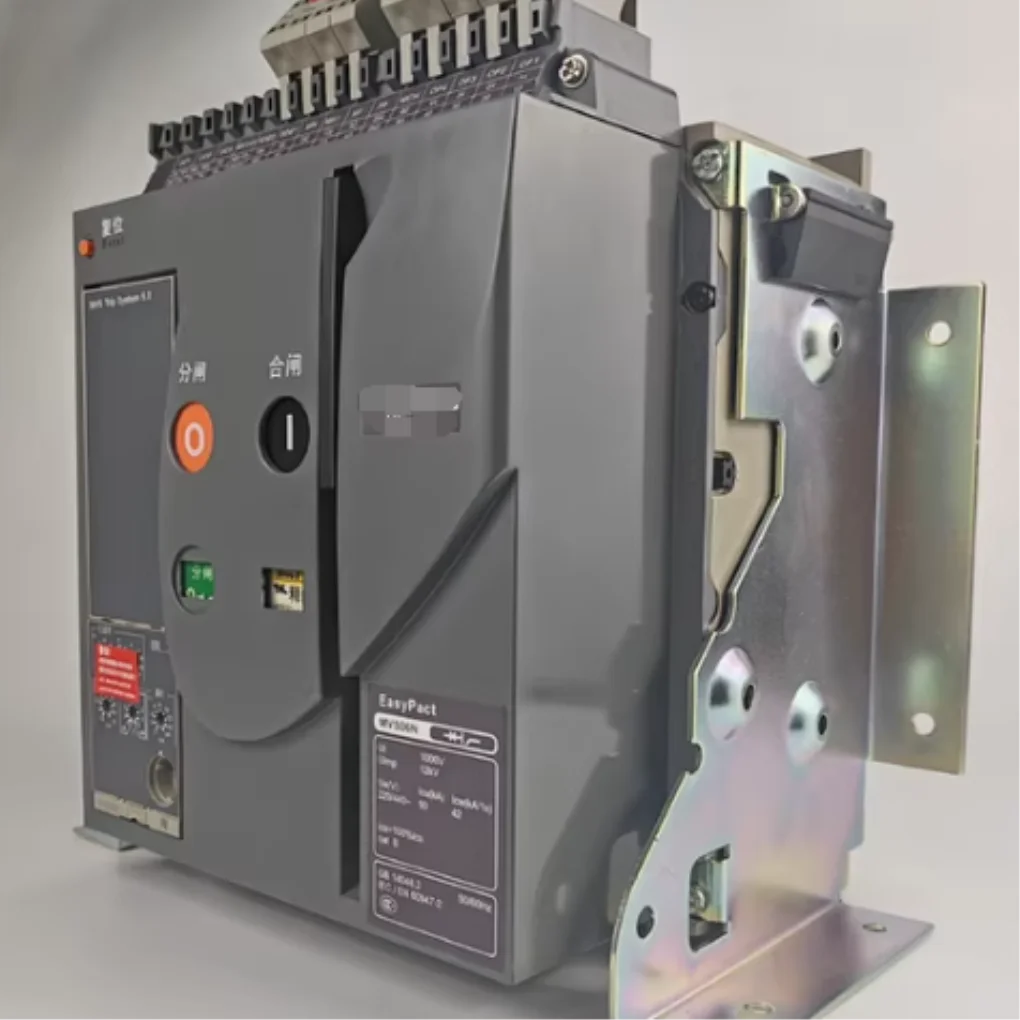 

Автоматический выключатель EasyPact CVS100N TM100D 3P3D(3P) LV510477P