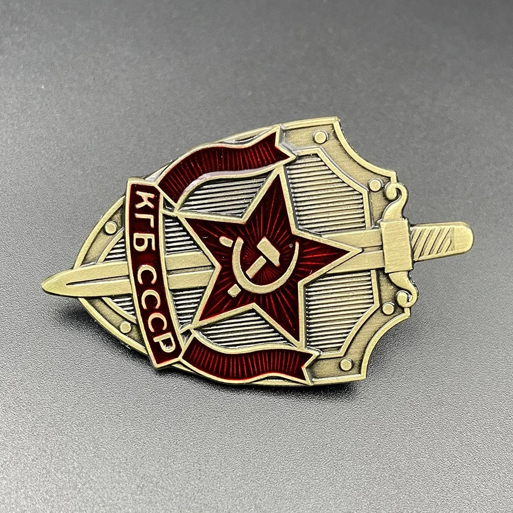 Russia Soviet Union KGB Badge Souvenir CCCP Red Star Hammer Medal Home Decoration Reproduction