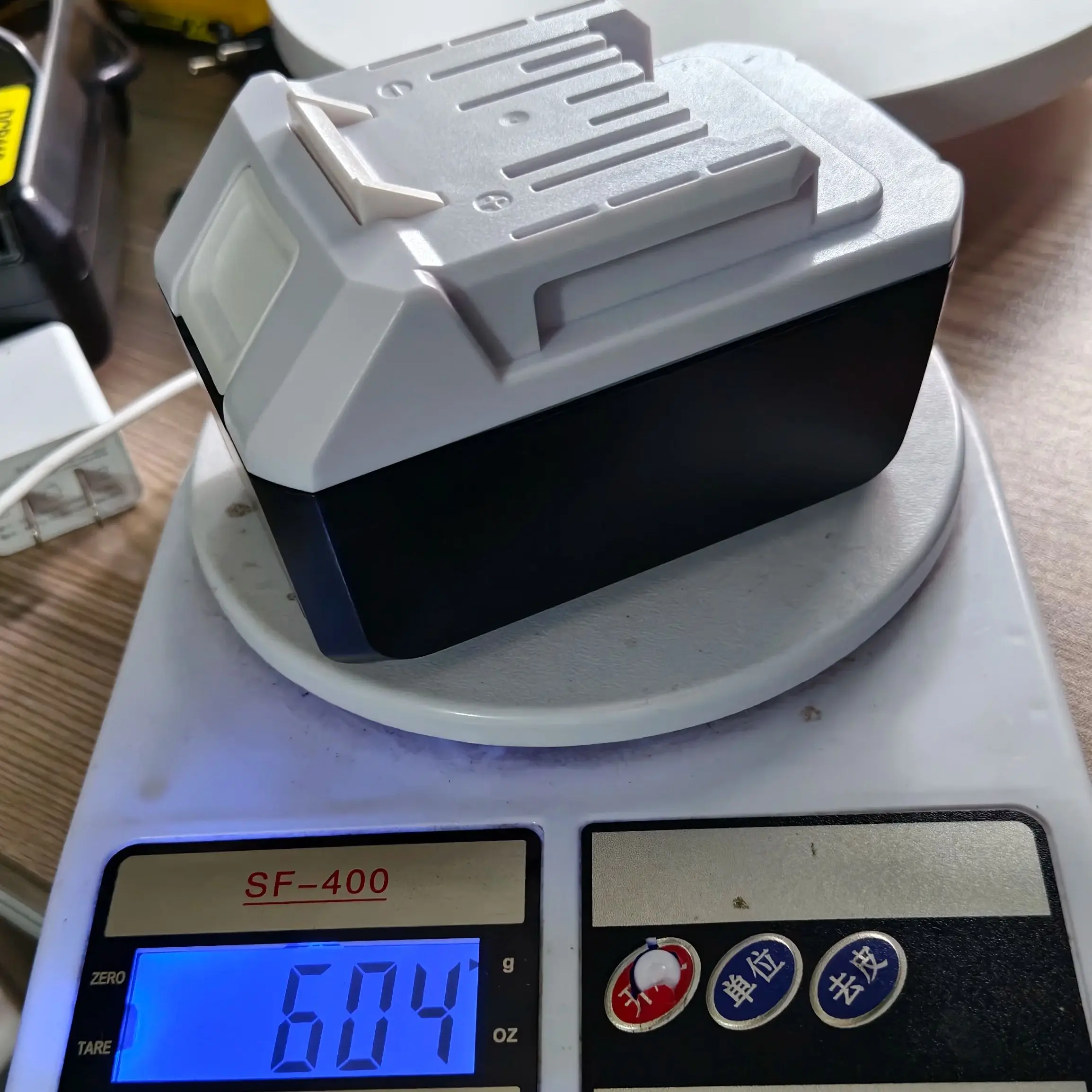 

Аккумулятор Makita BL1813G 6.0Ач/10Ач Li-ion 18В, совместимый с BL1811G BL1815G BL1820G для XDT11X2 XDT12X2 и других моделей электроинструментов