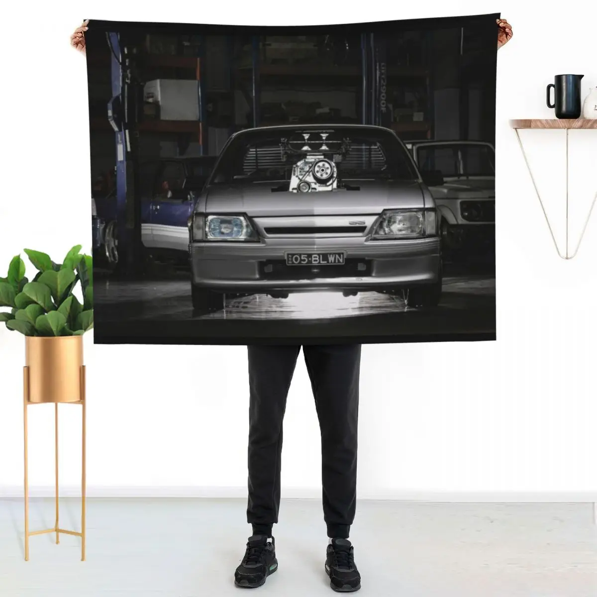 

Плед Anthony Dooly's Holden VK Commodore, мягкий и теплый, можно стирать в машине.