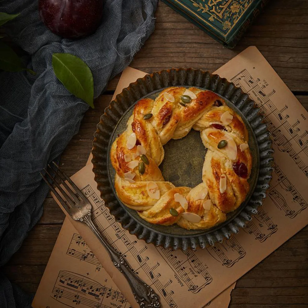 

Rustic Iron Storage Tray Fruit Bread Holder Decorative Plate Display ganizer Snack Vanity Countertop Kitchen Dining Table