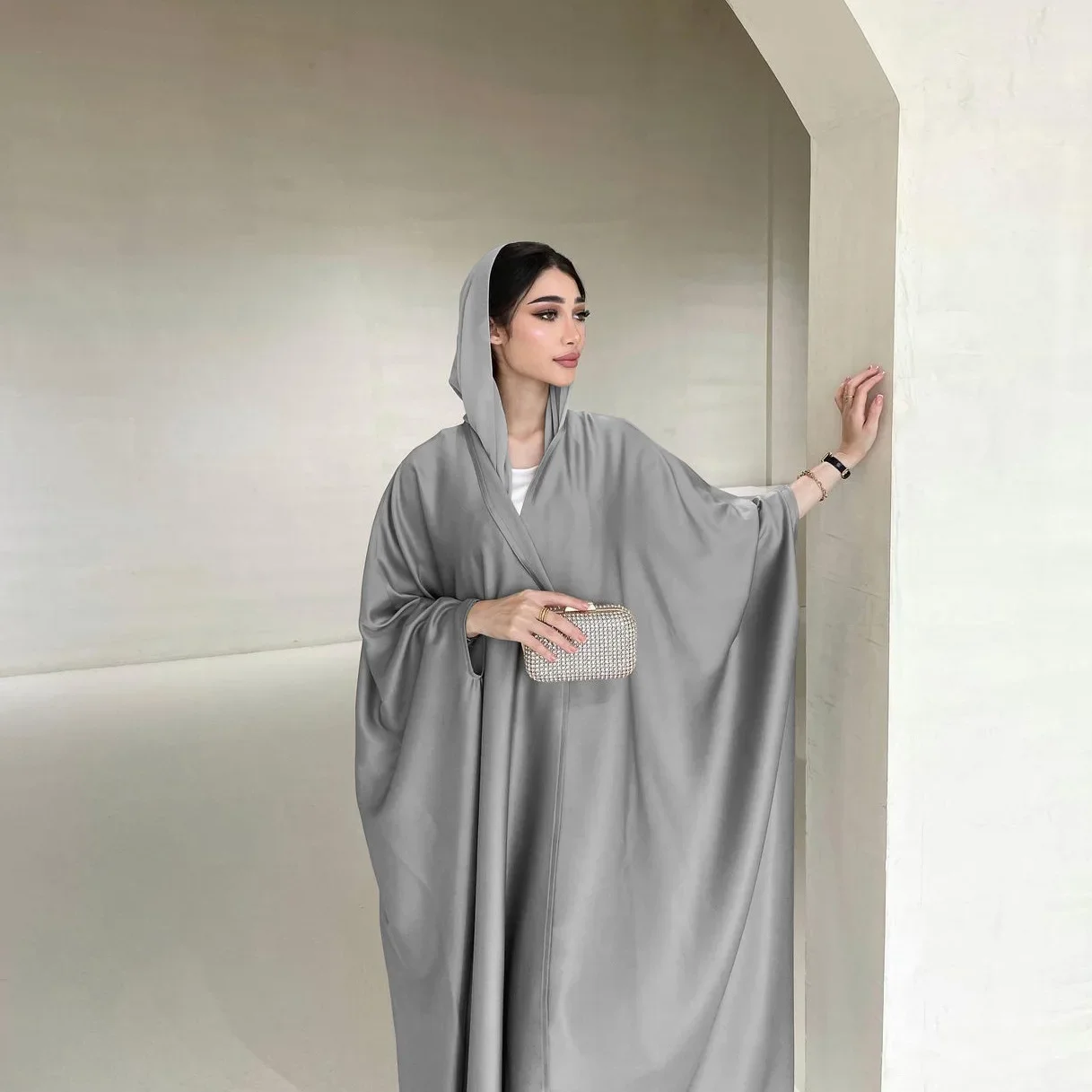 

Batwing Kimono Abaya Satin Muslim Open Abayas for Women Dubai Luxury Turkey Party Dress Islamic Modest Outfits Kaftan Hijab Robe