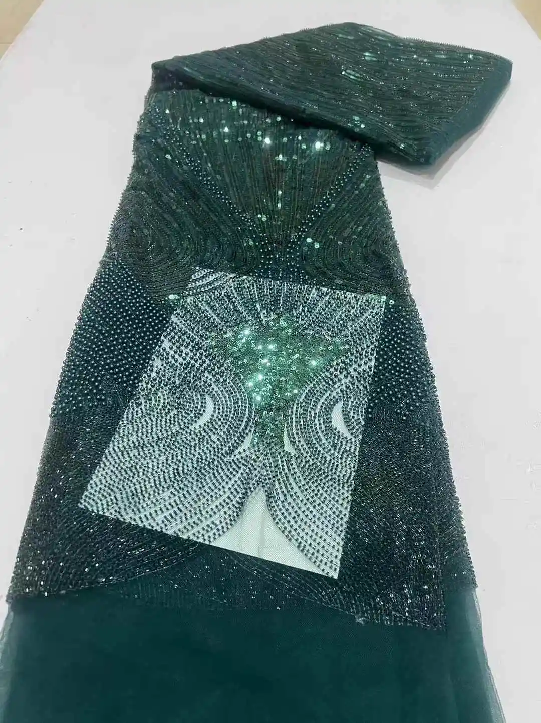 نسيج الدانتيل الأفريقي 2025 الترتر مطرز التطريز العريس النيجيري الزفاف عالية الجودة الفرنسية تول أقمشة الدانتيل لحفل الزفاف