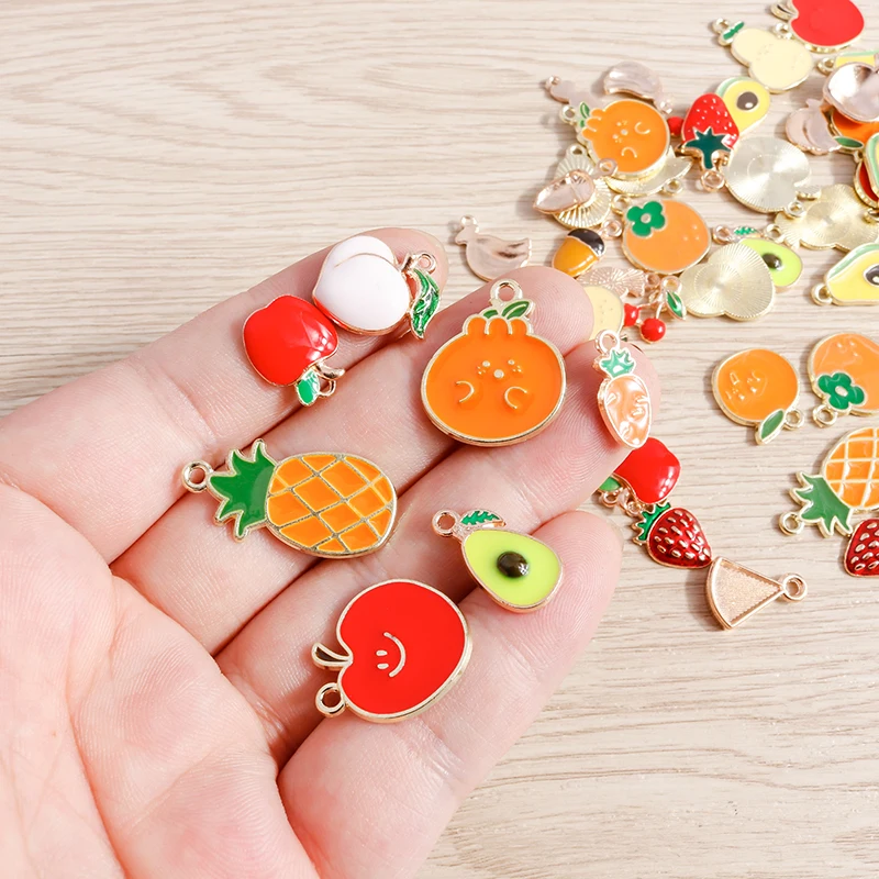 Tusember 10 قطع الفاكهة سحر لطيف الموز التفاح الكمثرى الفراولة الكرز المعلقات لصنع المجوهرات أقراط قلادة Crafts بها بنفسك الحرف