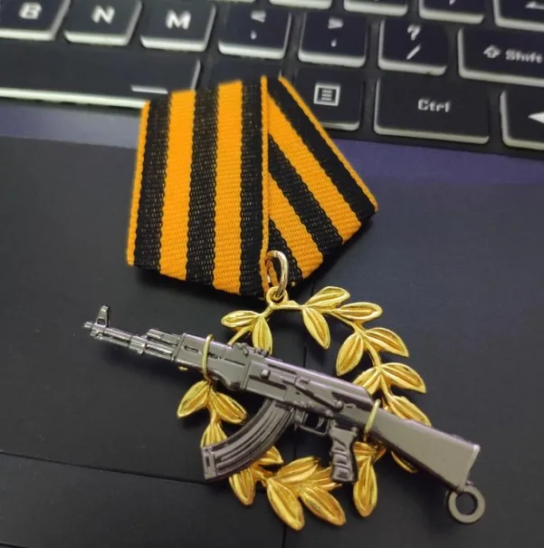 

USSR Medal of Honor Replica Exquisite Handcrafted Badge Souvenir Collection Personalized DIY Uniform Decoration Accessories