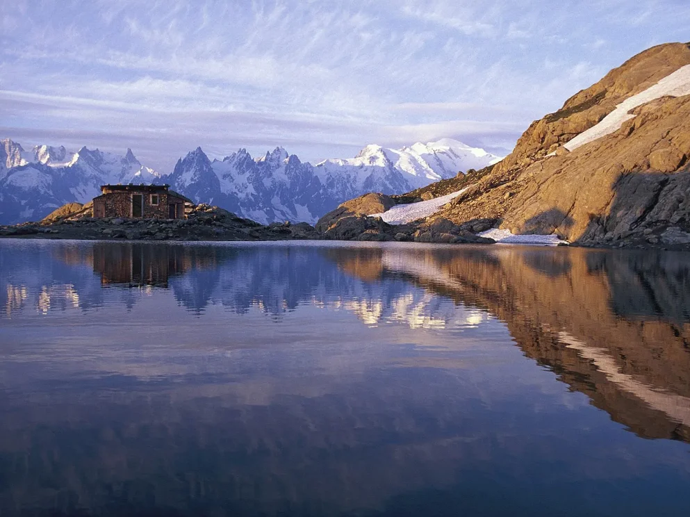 

004E 1/14 2,4G 4WD Бесщеточный радиоуправляемый автомобиль, высокоскоростной внедорожный гоночный грузовик 60 км/ч для профессионального альпинизма