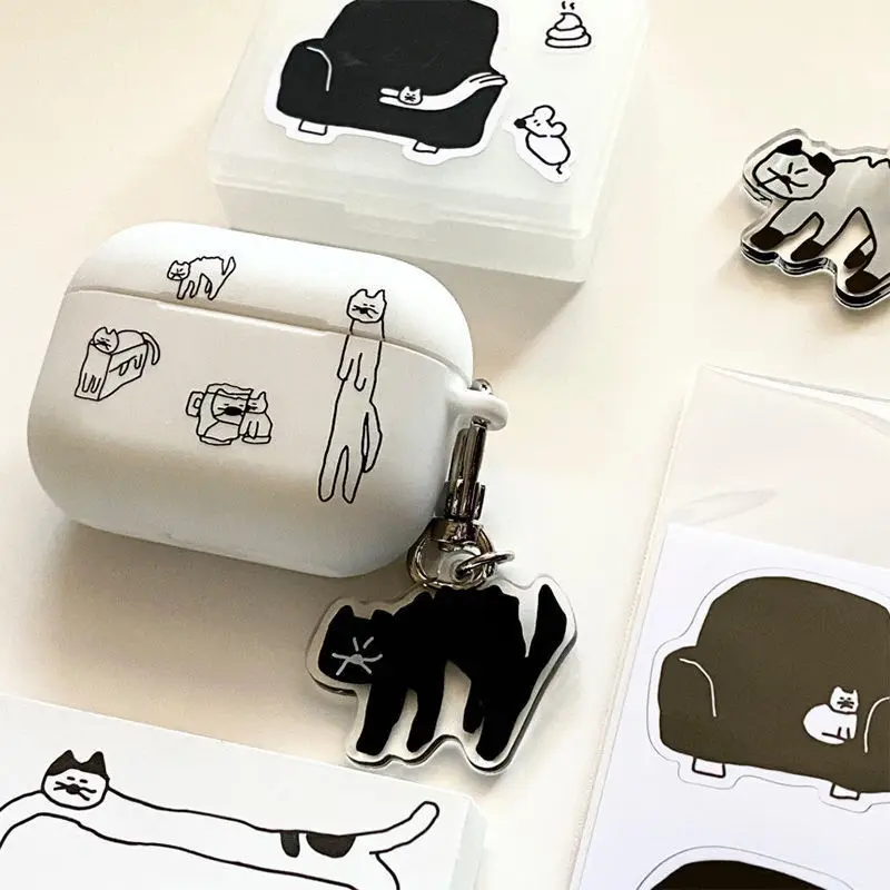 

Vintage Cartoon Fashion Cat Airpods Case with Keychains for AirPods 1 2 3 Pro 2 AirPod Airpods 2 Case Airpod Pro Case