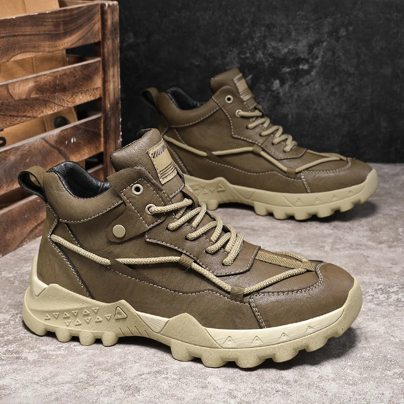 

Unisex High-Top Chunky Sole Platform Boots - Winter Couple Shoes in Black and White