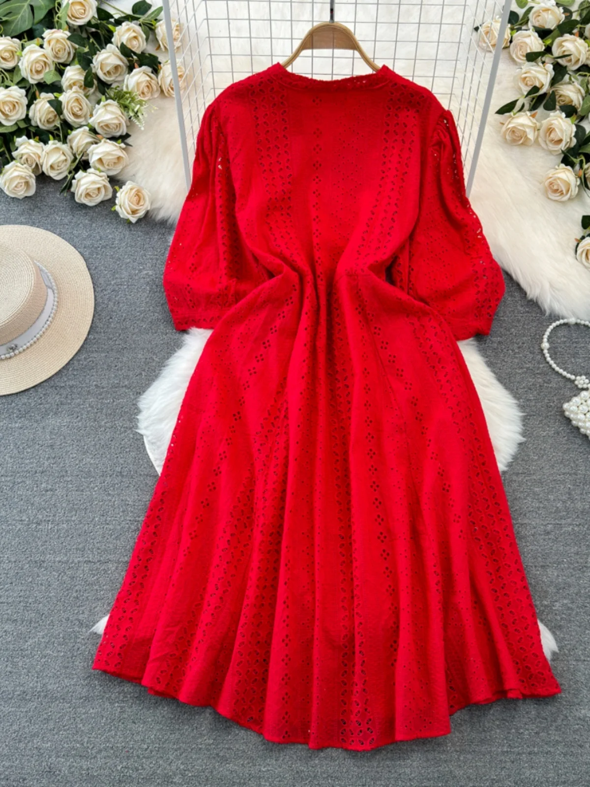 Retro Ele Design V-… - image