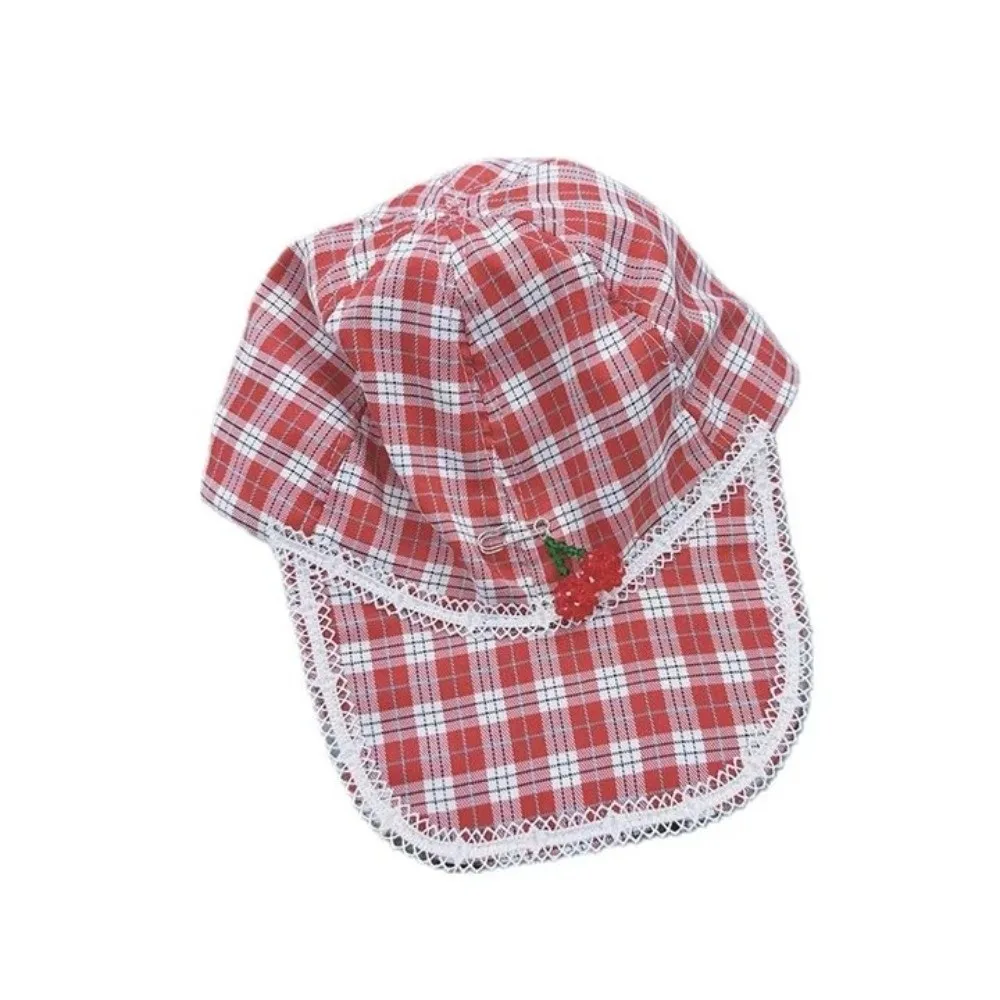 Protezione solare creativa Cherry Pin Cap Cotton Sweet Red Plaid Hat Peaked Cute Lace Berretto da baseball per ragazze