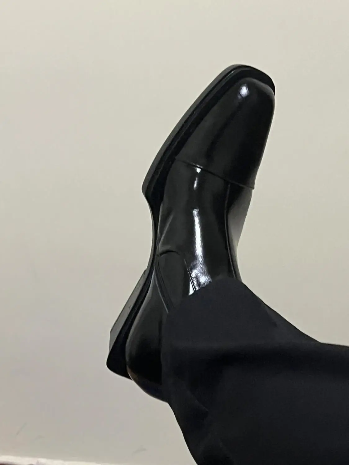 2025 High Top Chelsea Tip Inner Height Increase Men's Casual British Short Thick-soled Sneakers Chelsea Boots