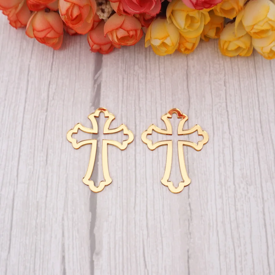 

Small Hollow Out Cross PMMA Mirroried Cross Sticker Communion Prayer at Home Church Table Decor DIY Christening Baptism Gift
