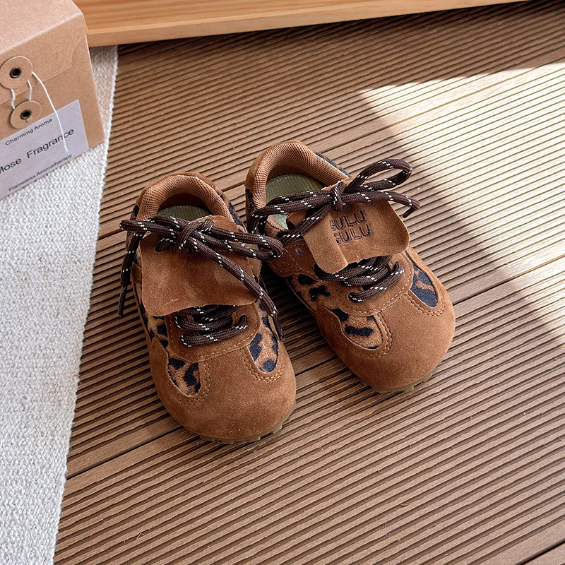 

Детские удобные дышащие кроссовки в стиле ретро для мальчиков и девочек, нескользящая износостойкая повседневная обувь для скейтборда для малышей