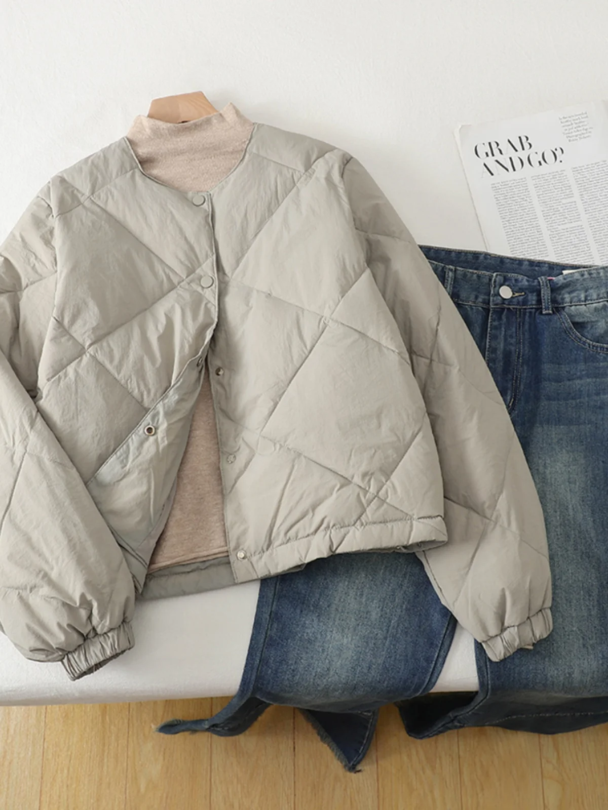 

Women's Loose Fit Lightweight Thiened Bread Sle down Cotton Jaet Autumn Winter round Ne Single Button Closure Long Sl...