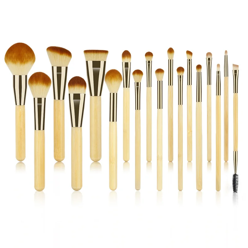 18Bamboo Handle Makeup Brush Set Soft Skin-Friendly Eyeshadow Blush Contour Brush Beauty Tools
