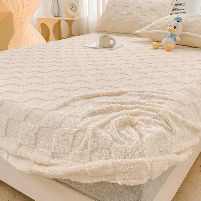 

Dreamreal Milk Velvet Fitted Sheet Soft Comfortable Fleece Bed Cover Autumn Winter Mattress Protector Cover Bedsheet Solid Color