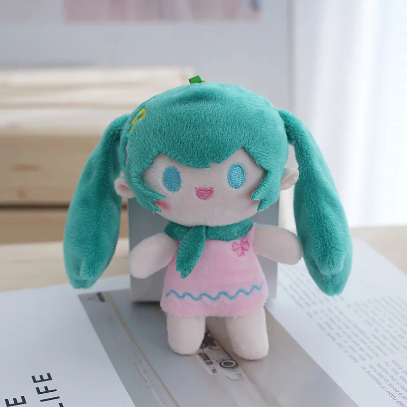 

4 Styles 15cm New For Hatsune Miku Plush Keychain Kawaii Anime Girls Plush Pendant Keyring Bag PendantGirls Birthday Christmas