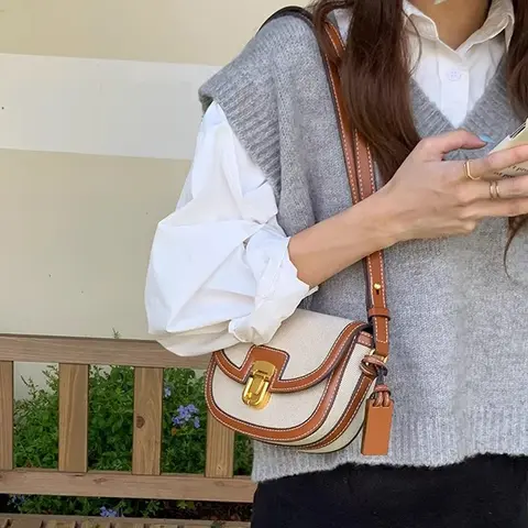 2025 नई कैनवास पैचवर्क पु छोटे वर्ग बैग महिलाओं के लिए, रेट्रो शुद्ध ब्राउन काठी बैग, विषम रंग एकल कंधे crossbody 12 best sales महिलाओं के साइड बैग - №6