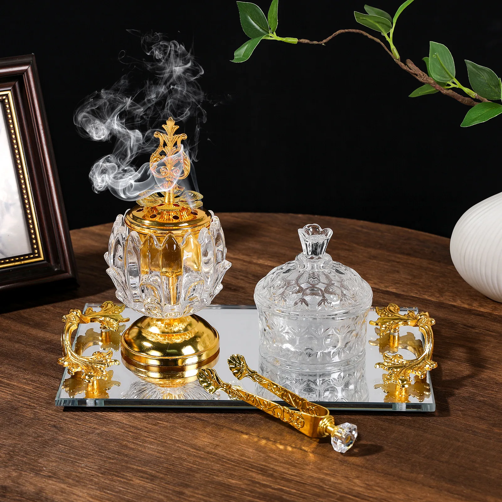 

Arab Aromatherapy Stove Set Living Room Crystal Aromatherapy Stove Ornament Set Gold Tray Three Piece Set Candlestick Burner