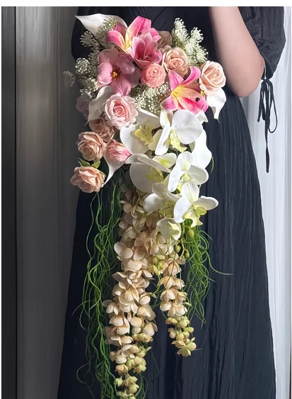 

New Waterfall Flower Bride Wedding Hand-held Flower Wedding Artificial Flower ins Engagement Bouquet Gift Wedding Photo Props