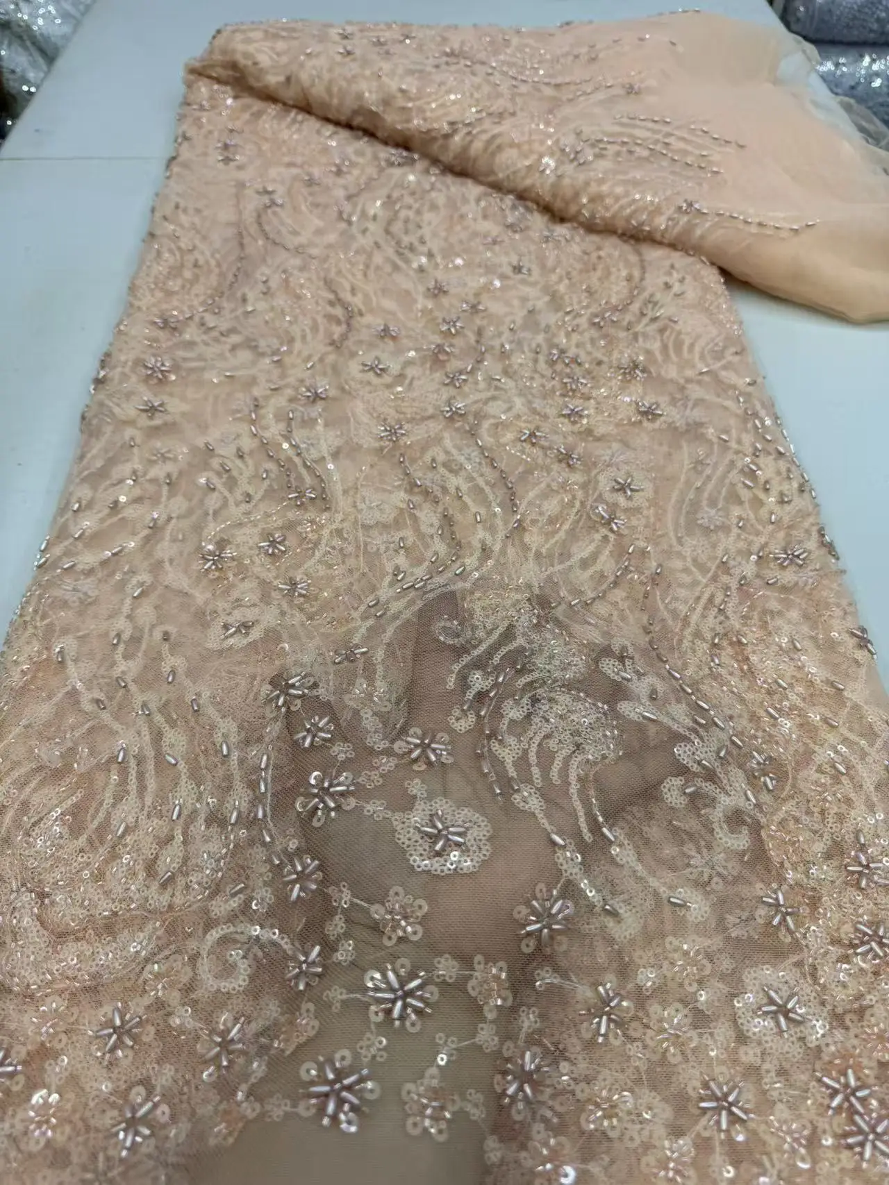 

2026 Nigerian Sequins Tulle Lace Fabric High-Quality Embroidery African Net Cloth for Prom Dresses Beads 5 Yards JY536