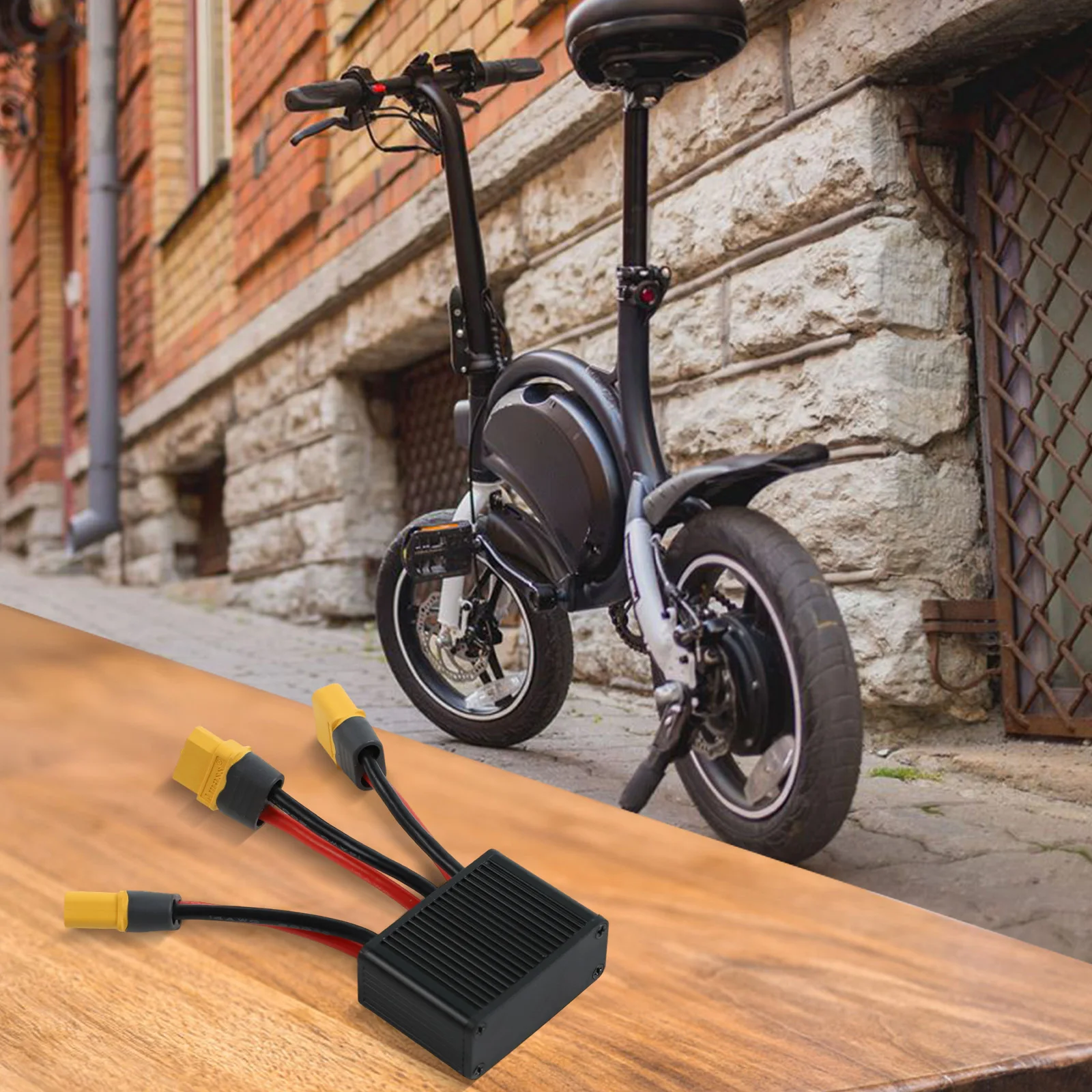Black Ebike Battery Module Electric Bike Power Module Bike Automatic Power Transition Compatible Voltage Range