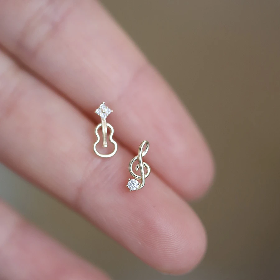 925 Sterling Silver Musical Note Violin Stud Earrings for Girls Trend 2023 Hollow Out Mini Korean Earring Lady Piercing Jewelry