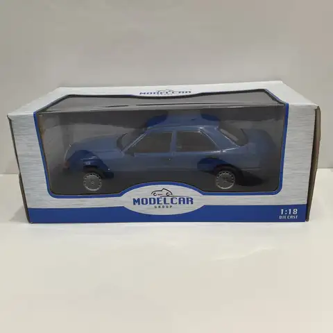 Diecast MCG 1/18 Scale BENZ W124 1984 W4 Alloy Car Model