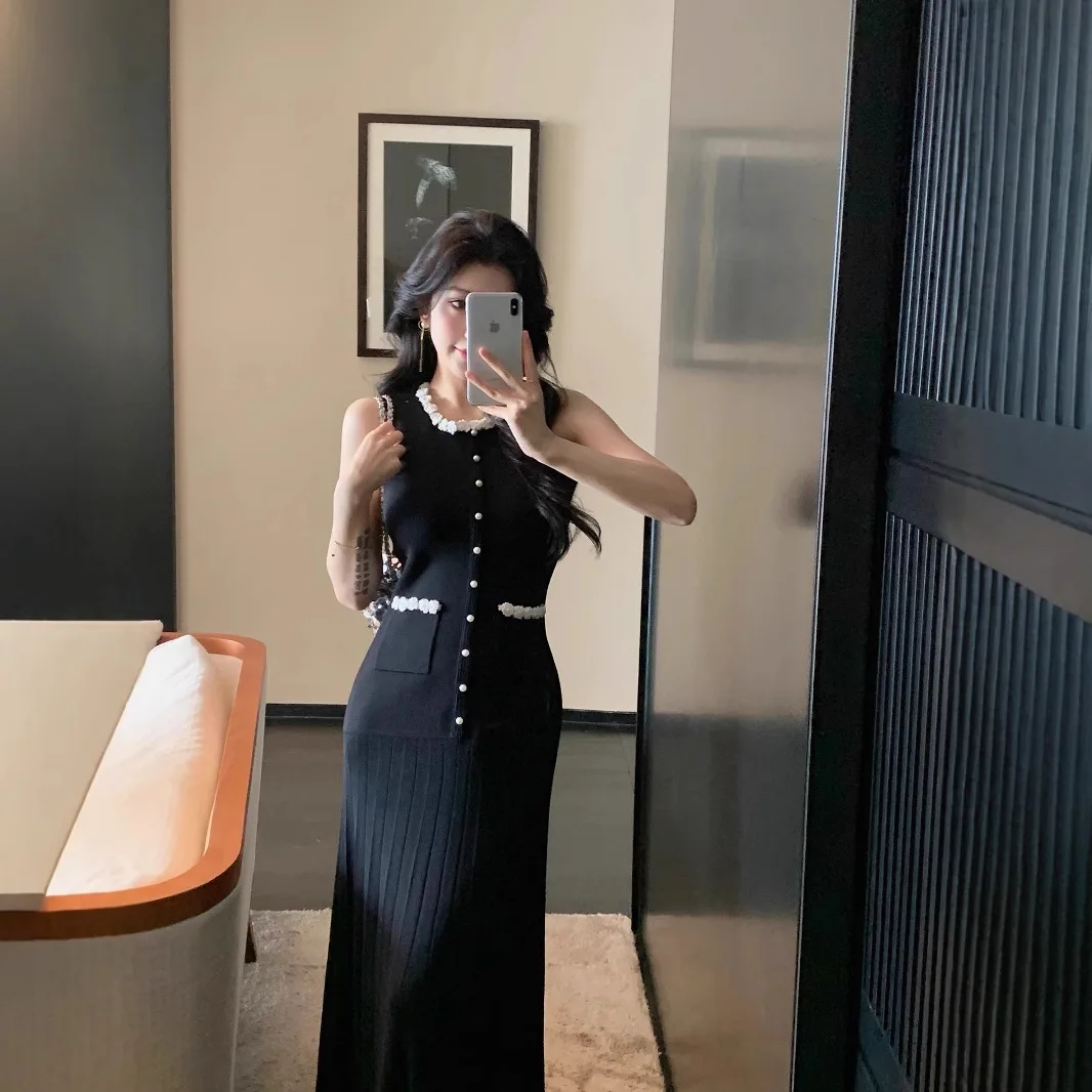 Ladies 2025 Summer Black Sexy Sleeveless O-neck Single Breasted Knit Dress Women Green Elegant Slim Fashion Pleated Long Dresses