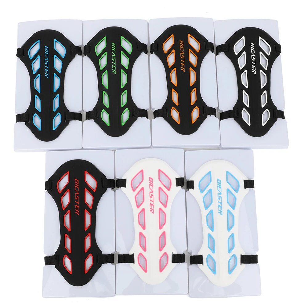 Protezione per il braccio per tiro con l'arco Arco in silicone morbido Protezione per il braccio Cinghia regolabile Arco lungo Arco ricurvo Arco composto Caccia da tiro all'aperto