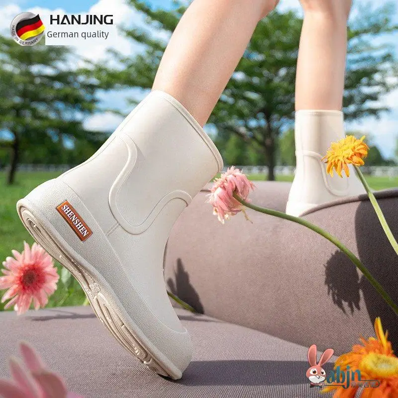 

Women's Mid-Calf Rain Boots Fashionable Outdoor Wear Lightweight Slip-Resistant Waterproof Boots for Sea Rush Spring Summer