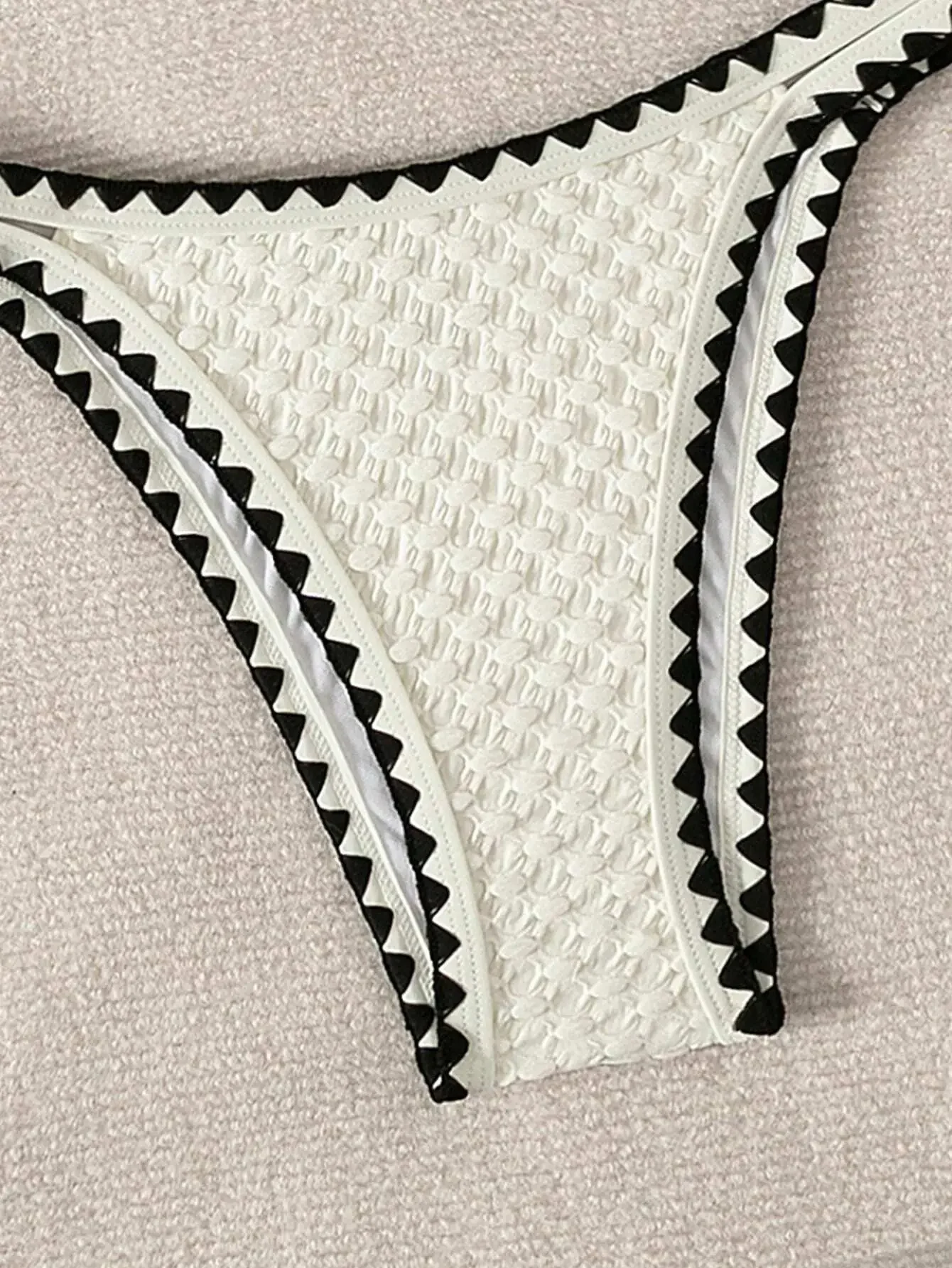 Pakaian Renang Bikini Push Up Segitiga Seksi Kain Muncul Bikini Brasil Pakaian Renang Tali Rajutan Wanita Pakaian Mandi Pantai Tambal Sulam