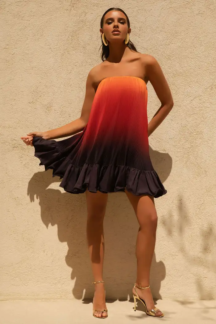 Customized 2026 Summer New Orange Gradient Mini Dress Material Ruffled Hem Fashion Elegant Strapless Sleeveless Party Dresses