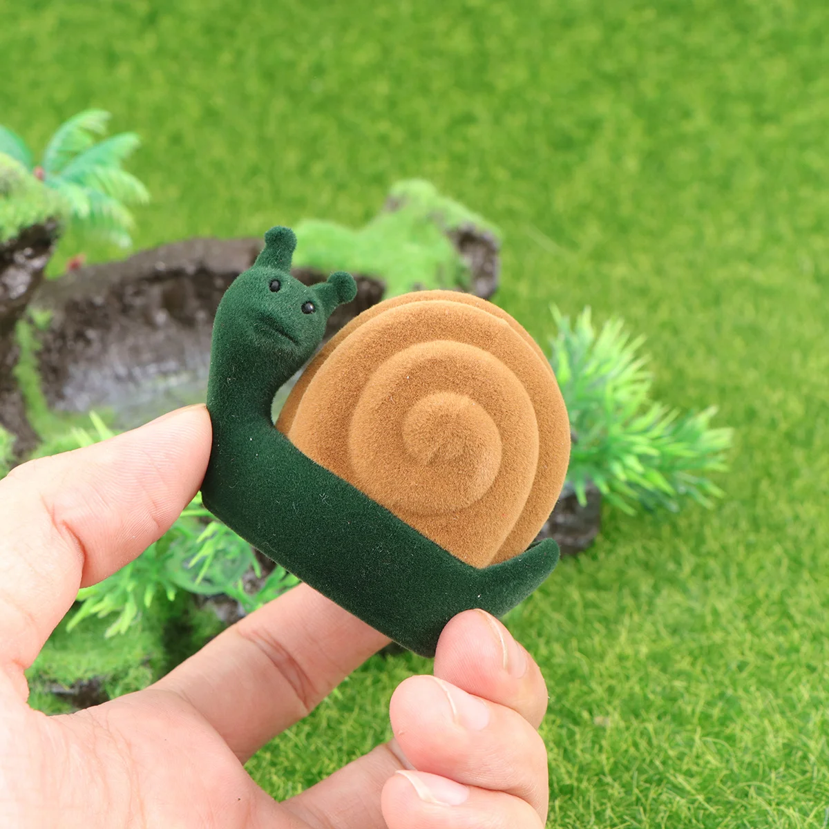 2Pcs Ear Decor Packaging Box Snail Shape Ring Storage Organizer Elegant Jewelry Case Christmas Wedding Gift Ring Storage Box