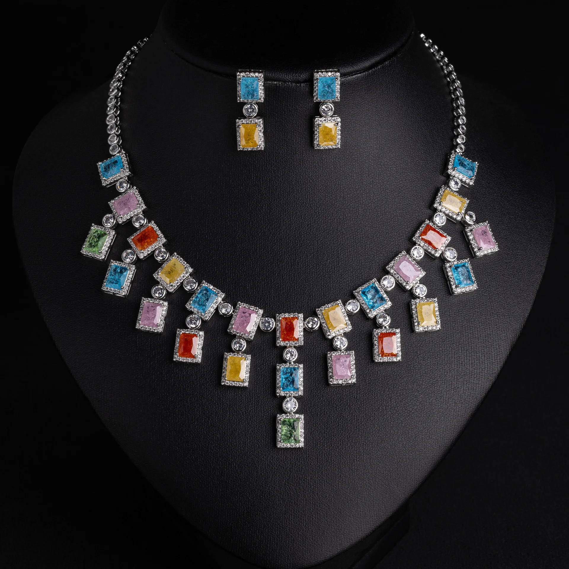 Summer 2026 High-end Women's Zircon pendant jewelry Set, Light Luxury Evening Earrings, Necklace, Wedding Accessories