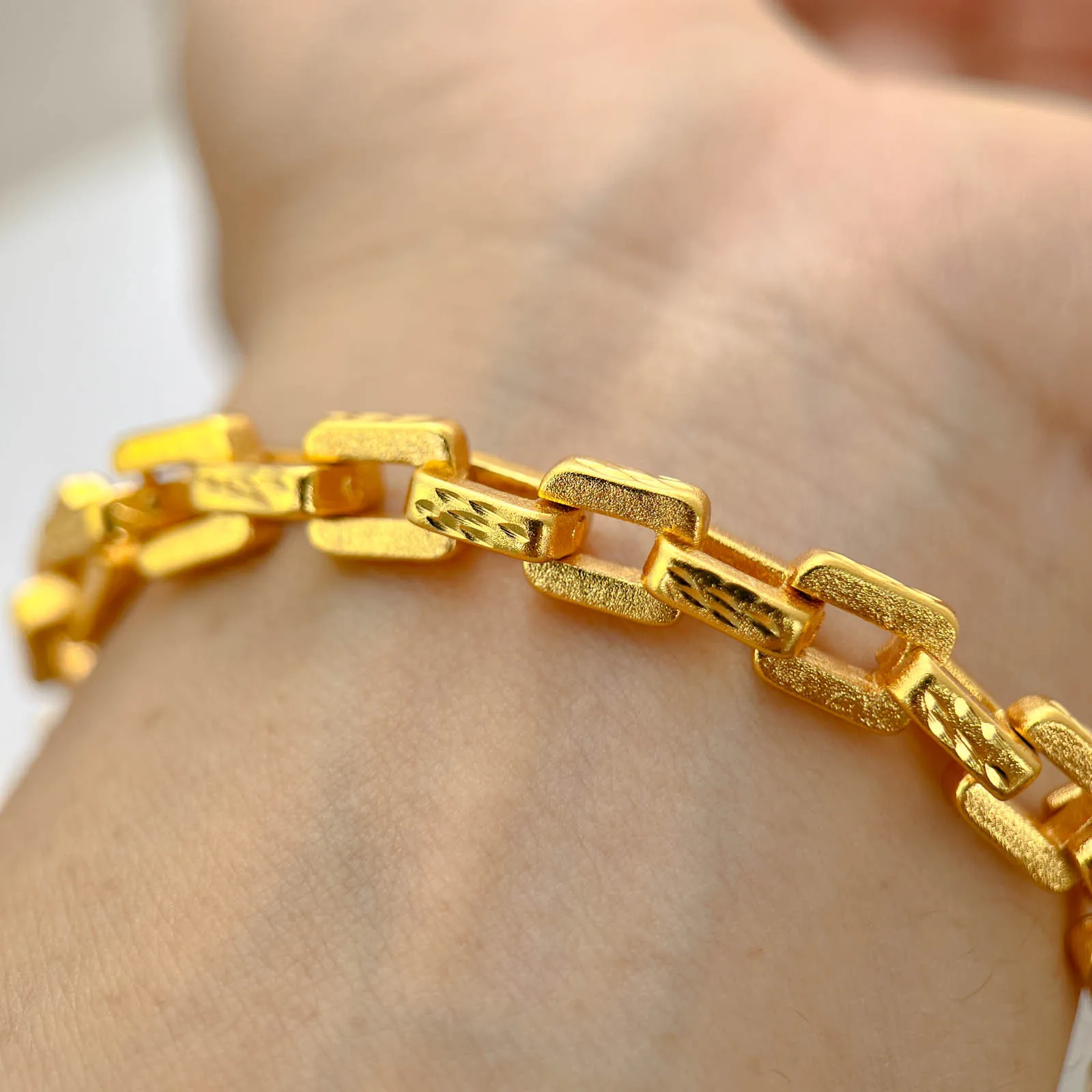 

Luxurious 9999 24K real gold secret brand bracelet for men, square hand accessory, fashionable matching
