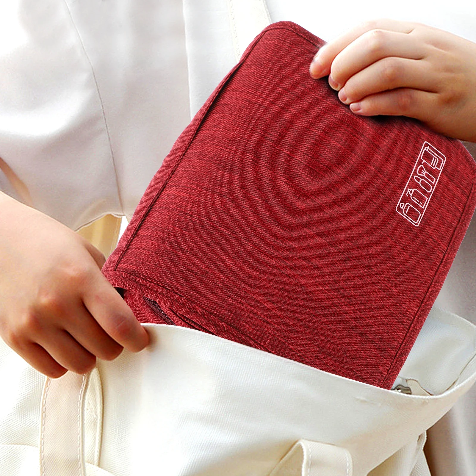 Duża, składana kosmetyczka podróżna do zawieszenia na akcesoria toaletowe, organizer na kosmetyki i artykuły higieny osobistej, przenośny pojemnik na kosmetyki.