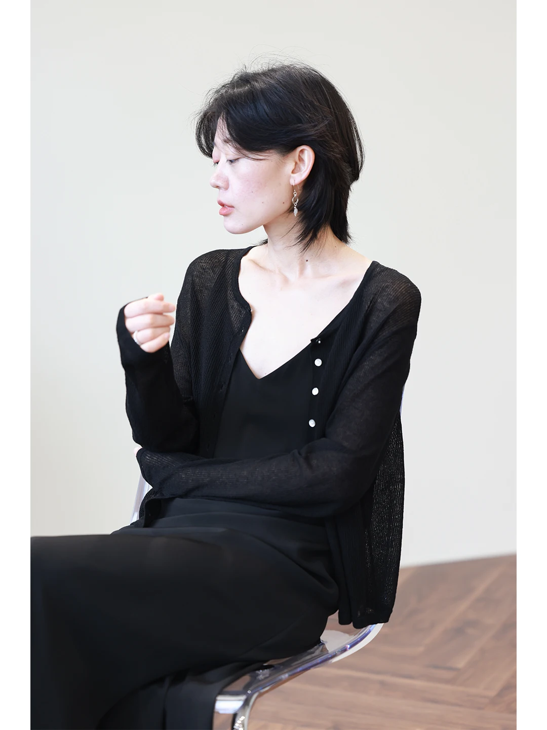 

Летний легкий дышащий льняной вязаный кардиган с длинными рукавами и круглым вырезом, женский свитер для кондиционированных помещений, универсальный.