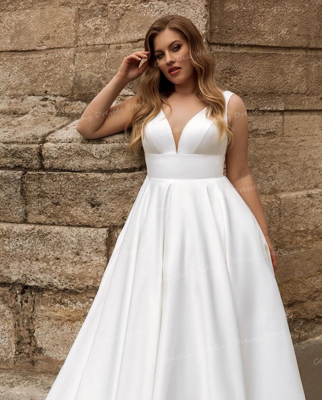 Vestidos de casamento feminino simples com gola V, linha A, sem costas, sem mangas, cetim plissado, vestidos de noiva, plus size, sexy