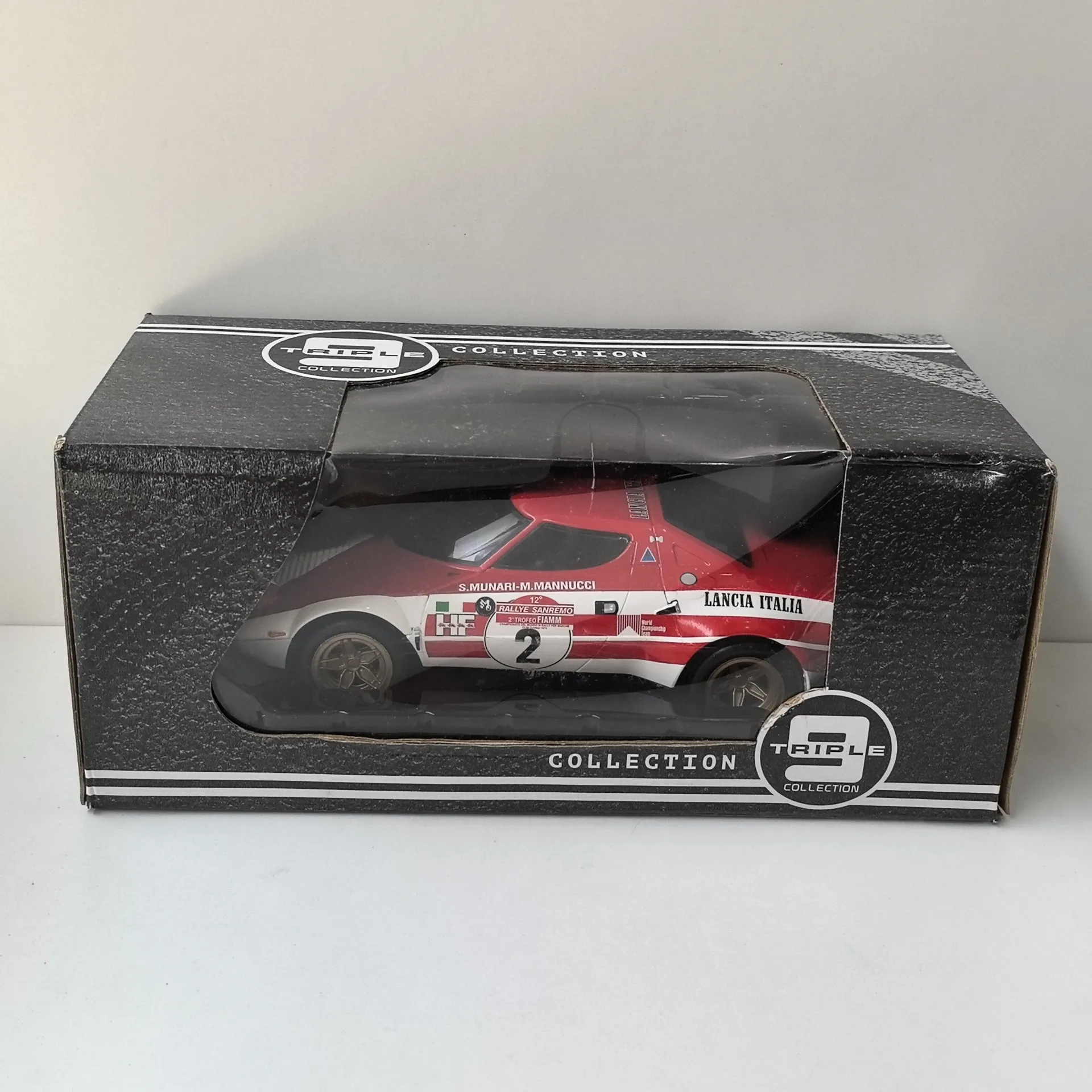 Paint Surface Defects Diecast T9 1/18 Scale LANCIA STRATOS HF # 2 Racing 41 Alloy Car Model
