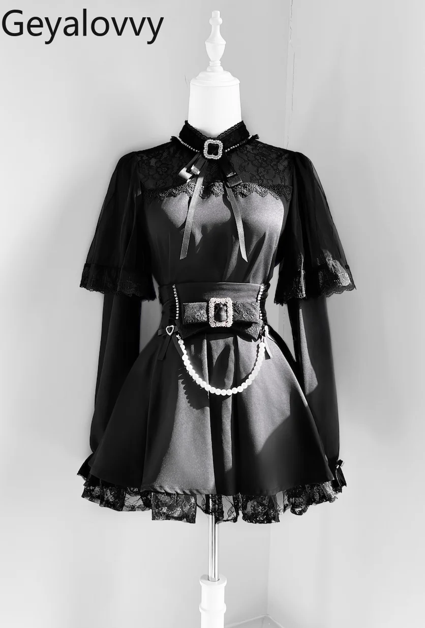 Herbst-Set im neuen japanischen Stil, in Massenproduzierte Subkultur, süßes Spitzen-Langarmhemd und Perlenschleife, hoch taillierter kurzer Rock