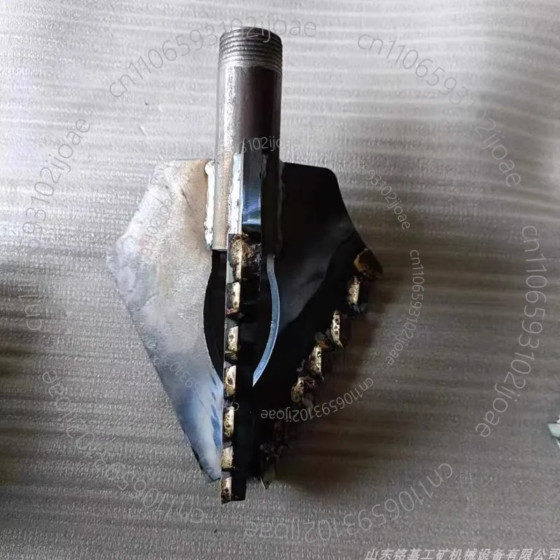 Small Water Well Drill Bit 3-Wing Alloy Head for Soil & Sand Layer 1 Inch Drill Rod Compatible with Portable Drilling Rigs