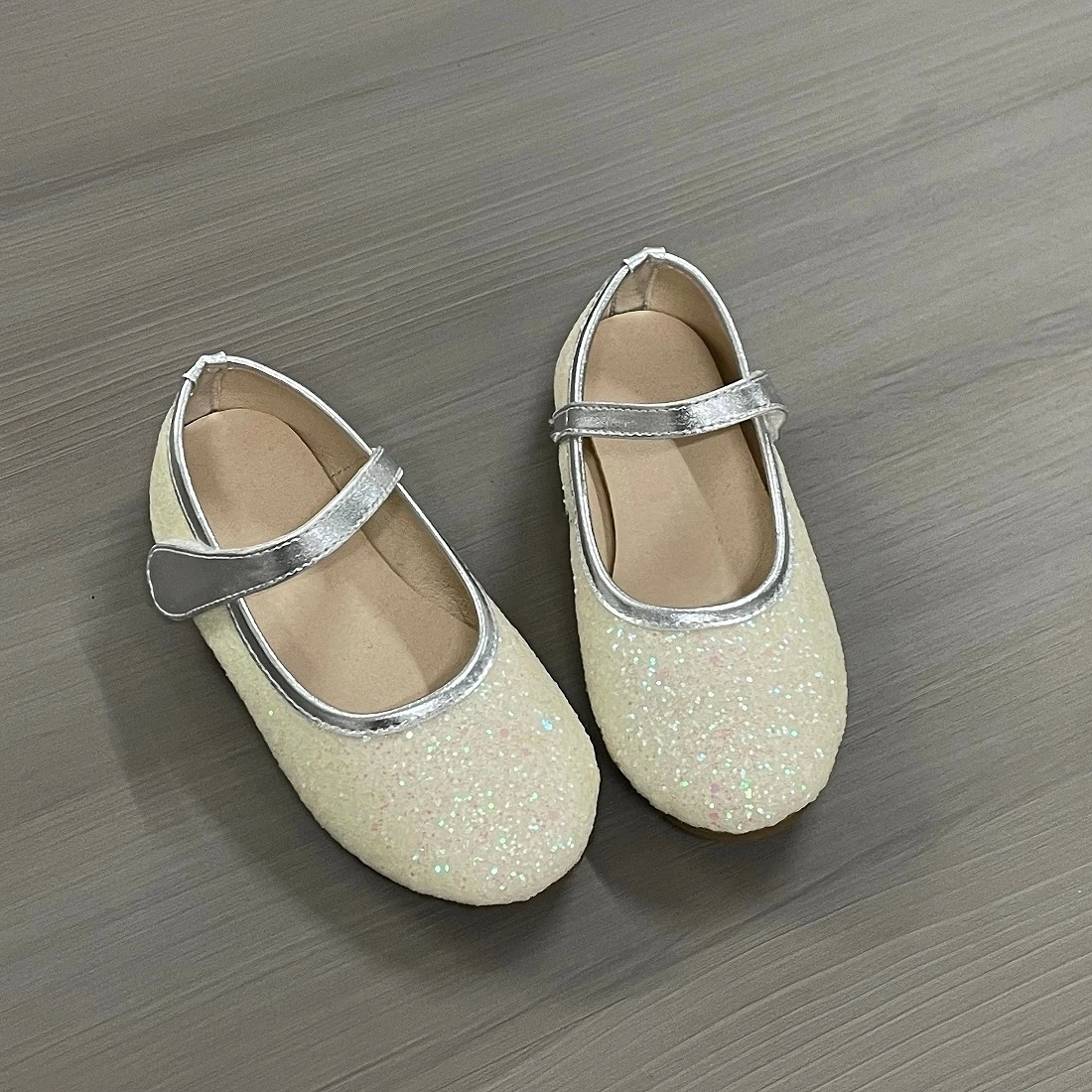 Jinyu Simple Princess Shoes Fashion Dressing Shallow Mouth Travel Camping Performance Girls' Shoes Special Greet Leather