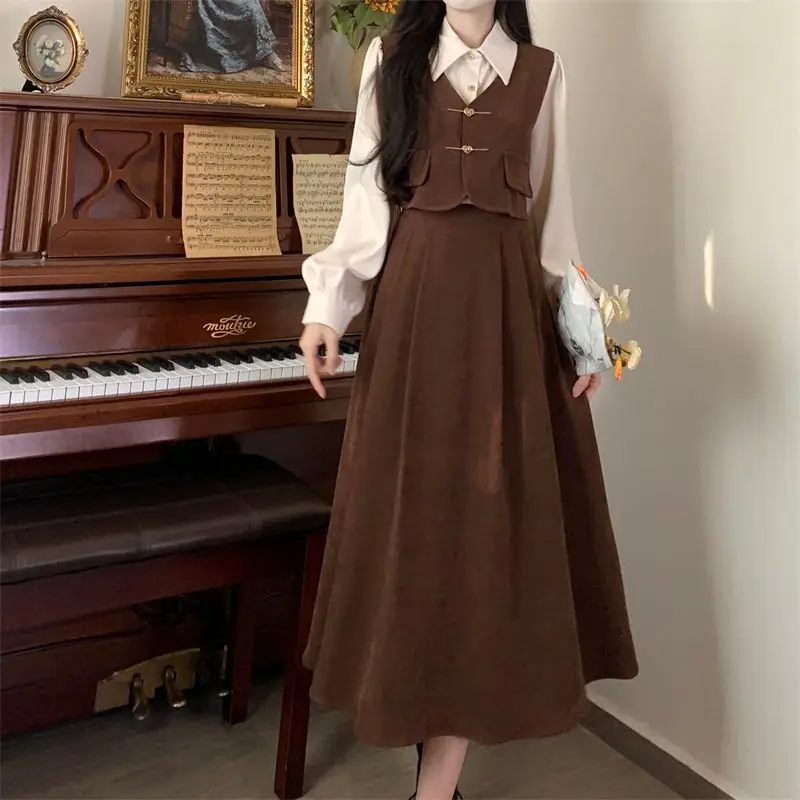 French Retro College Style Fake Two Piece Dress for Female Students Korean Version Loose Splicing Waist Slimming A-line Skirt