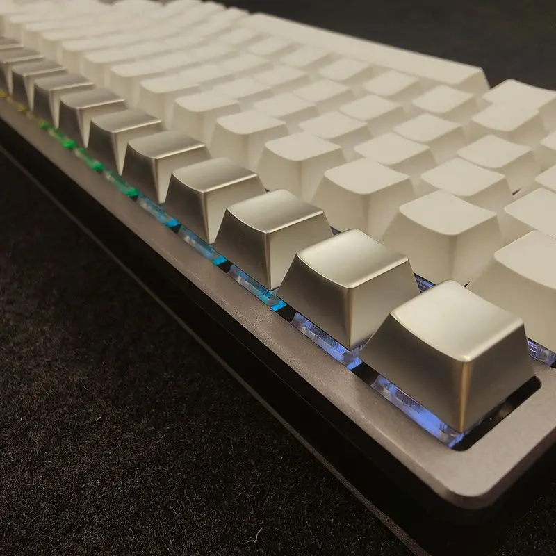

No engraving simplicity, zinc alloy keycap R4 original height, mechanical keyboard keycap