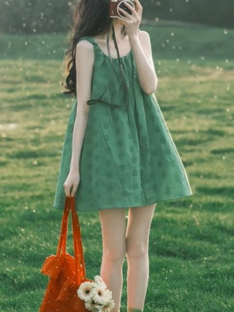 Grünes Kleid mit Blumendruck, Rundhalsausschnitt, ärmellos, A-Linie, lockeres Kleid, Wald-Pastoral-Stil, einzigartiges, atemberaubendes, hübsches Leibchenkleid