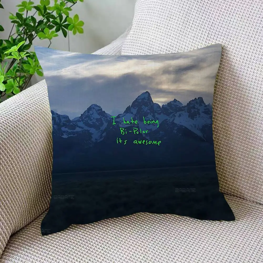 Rap Singer K-KanyeS W-WestS Maple Design Cushion Cover Happy Autumn Harvest decor Holiday Decorati Pillow Cover