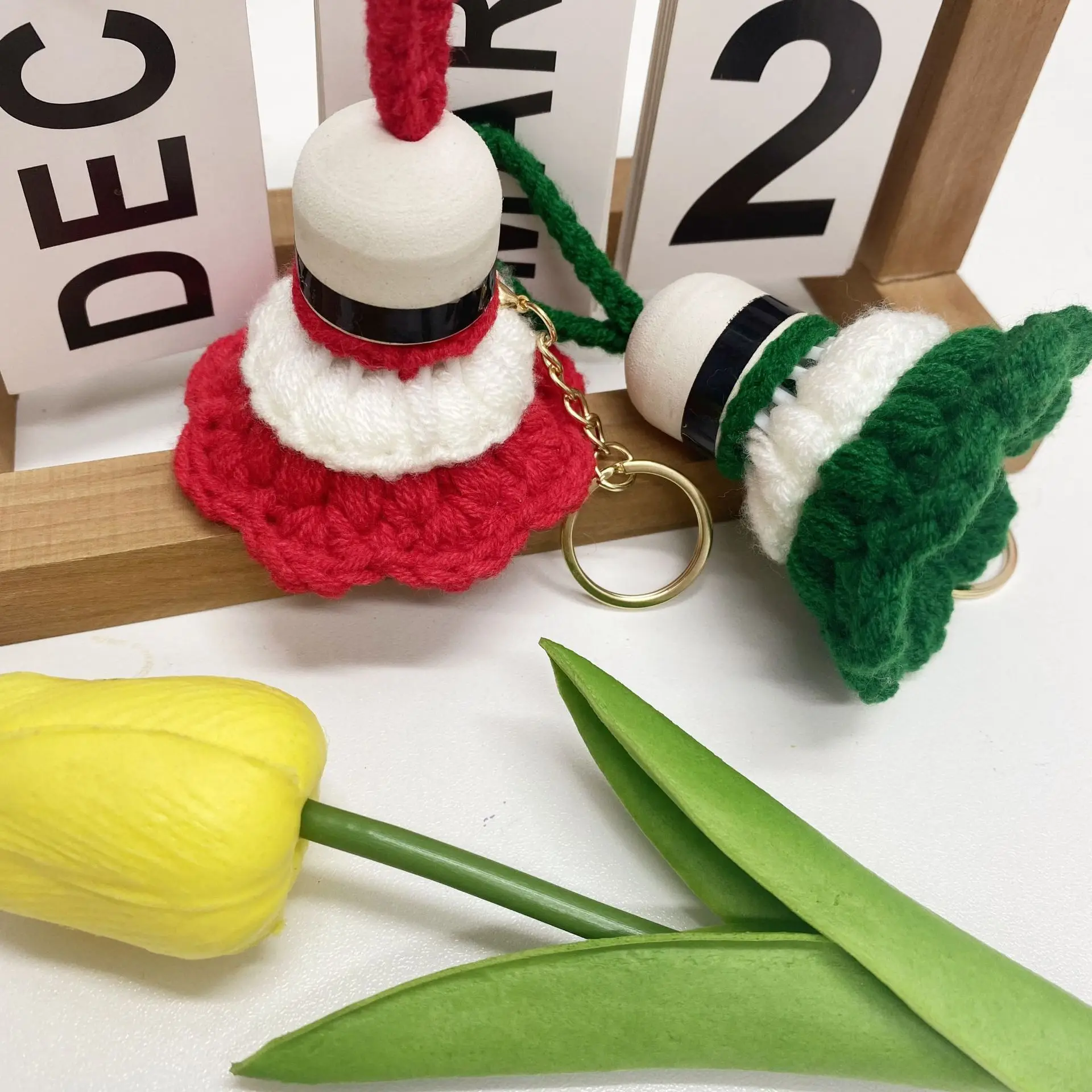Handmade Milk Cotton Crochet Badminton Keychain Colorful Knitted Sports Pendant Bag Charm Gift for Badminton Enthusiasts