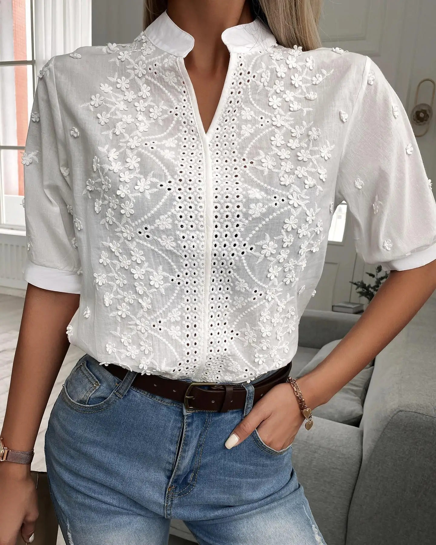 

New Women Summer Floral Embroidery Lace Blouse Hollow-out Stand Collar V Neck Casual Shirt Elegant Short Sleeve Cotton Tops